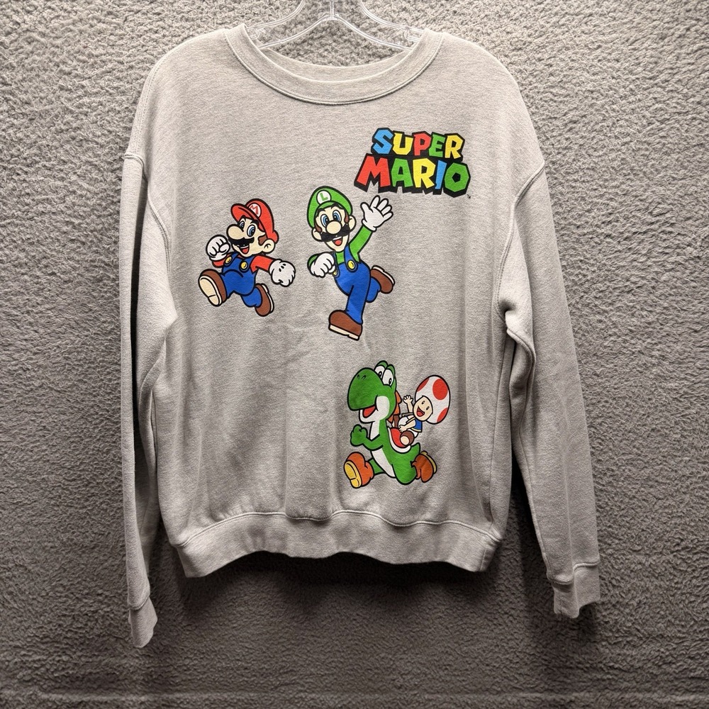 Nintendo Sweatshirt Women's Size L Gray Super Mario Crew Neck Graphic Sweatshirt